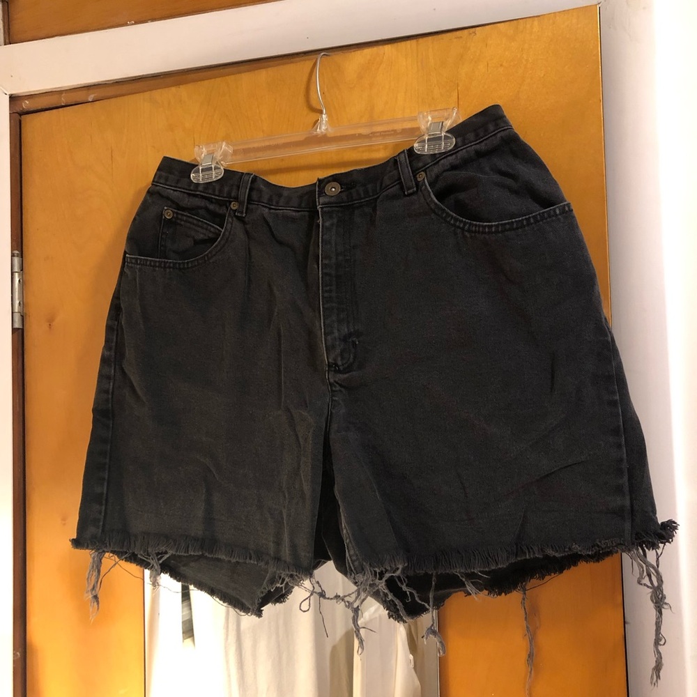 Liz Claiborne Black Classic Fit Shorts with Frayed Hem